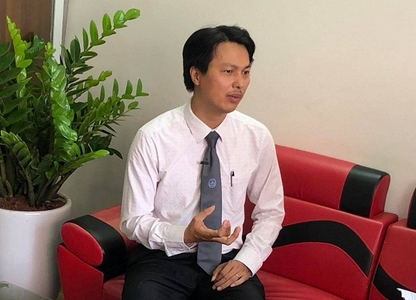 Nu Truong phong Dak Lak muon bang tien than: Chi gai “dong pham”... co bi xu ly?-Hinh-2