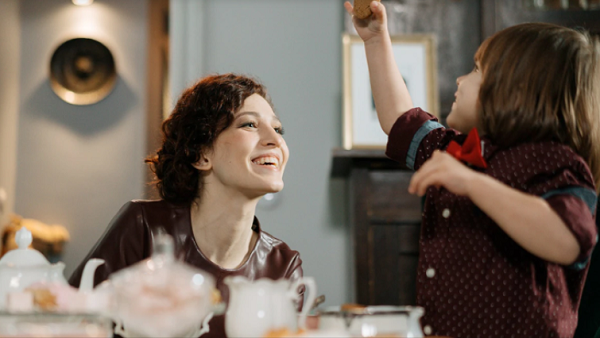 Bao mau cho nha giau: Luong gan 50 trieu/ngay, nhieu goc khuat