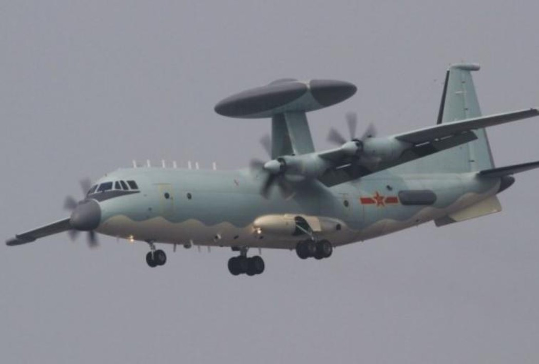  Máy bay cảnh báo sớm ZDK-03 được Trung Quốc chế tạo giành riêng cho Không quân Pakistan; đây chính là phiên bản xuất khẩu của chiếc AWACS KJ-500, hiện đang có trong biên chế của Không quân Trung Quốc.