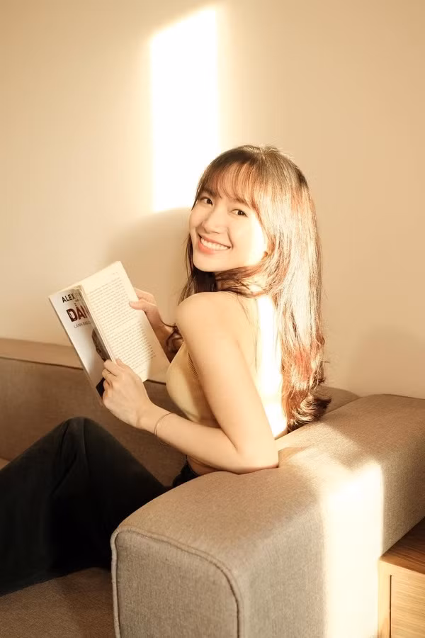 Sau 6 năm nổi tiếng, "thánh nữ Bolero" khiến nhiều người bất ngờ với ngoại hình và cuộc sống hạnh phúc viên mãn.