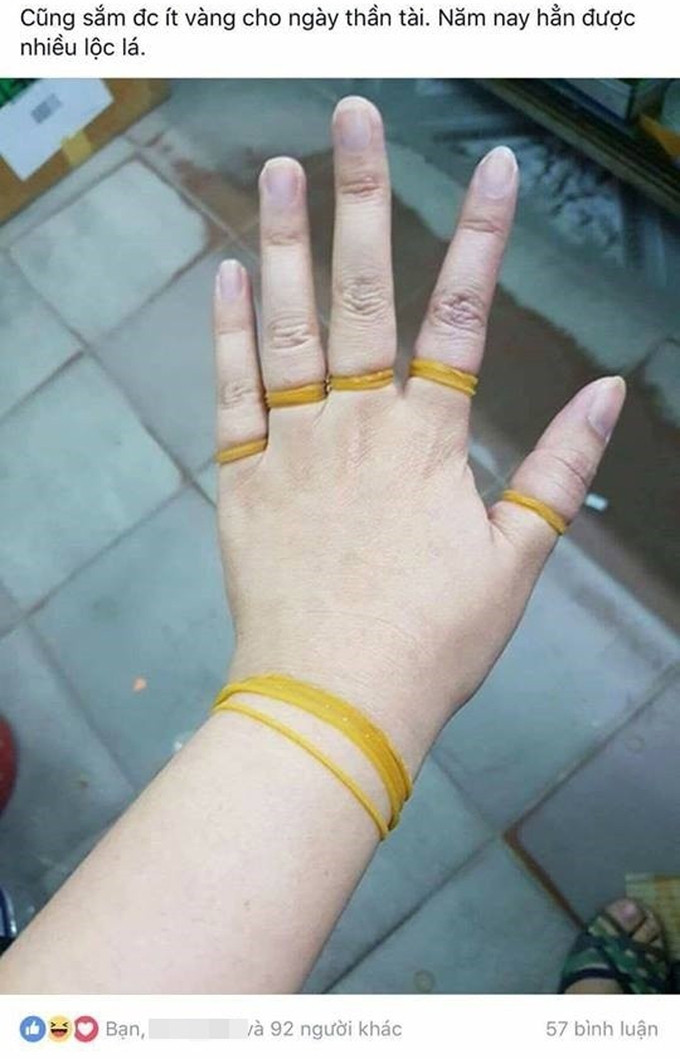 Vàng đầy tay thế này thì lộc lá cả năm rồi.