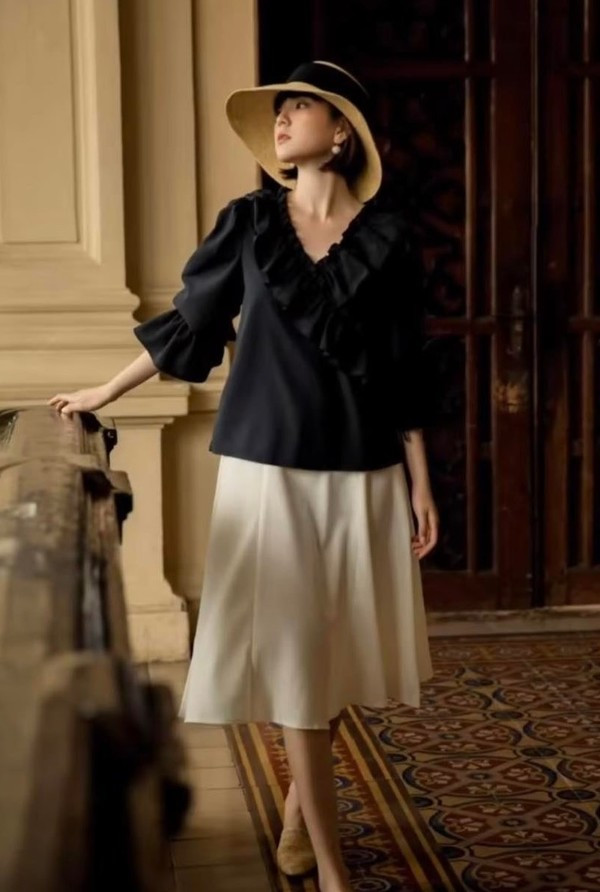 Là nghệ sĩ độc quyền của M-TP nhưng sự nghiệp Hải Tú đang chững lại.