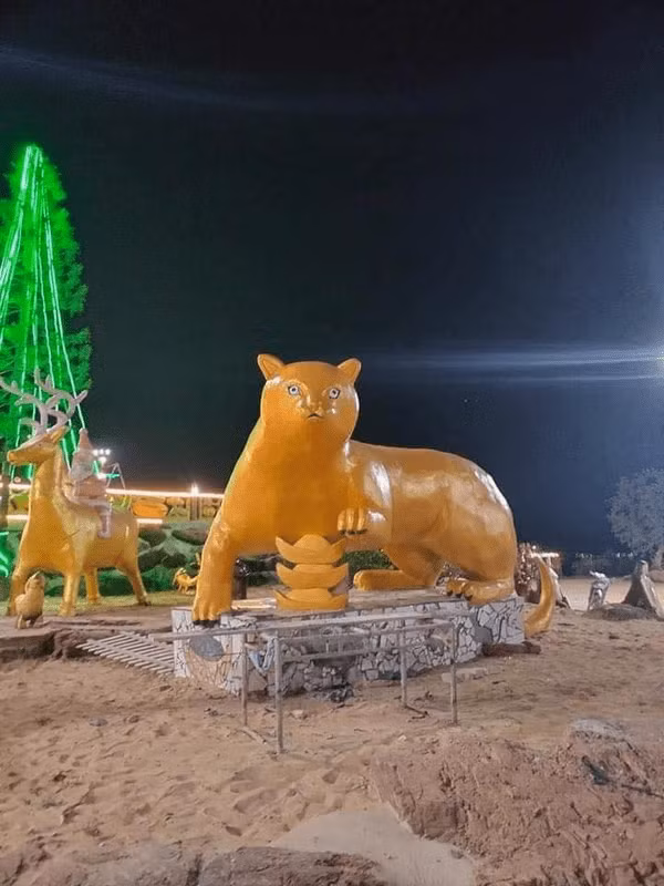 Trước đó, dàn linh vật từ nhiều tỉnh, thành trên cả nước đã trở thành chủ đề được bàn tán xôn xao trên mạng xã hội vì cách tạo hình độc lạ, chỉ có ở Việt Nam.