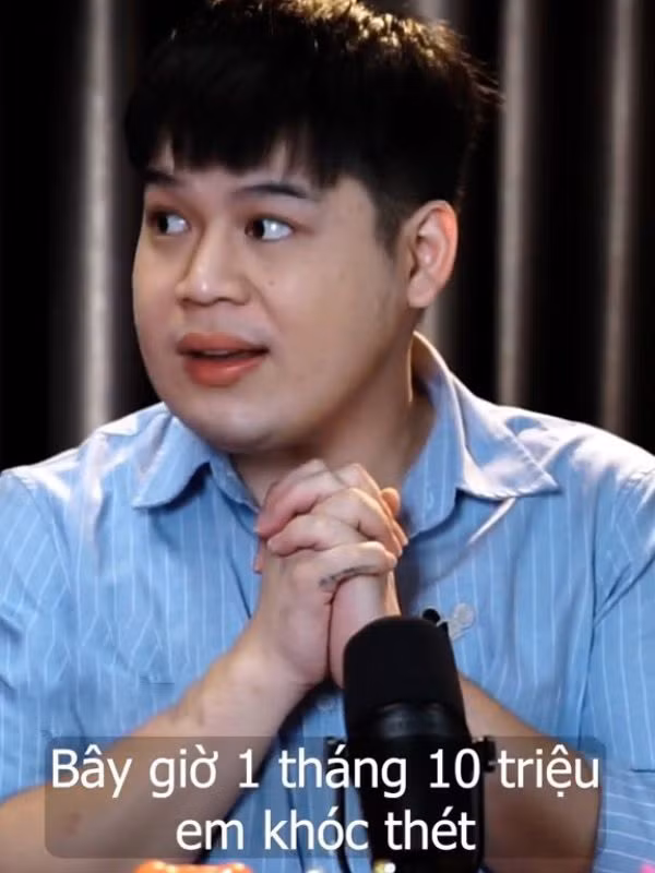 Mới đây, cộng đồng mạng bày tỏ ý kiến trái chiều trước những chia sẻ của nam TikToker khi xuất hiện ở một chương trình podcast dành cho Gen Z, bàn về chuyện thu nhập mỗi tháng bao nhiêu mới đủ sống.