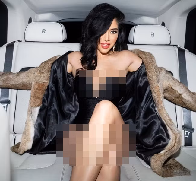 Ngày từ khi còn nhỏ, nữ DJ đã yêu thích nhiếp ảnh và sớm bộc lộ năng khiếu nghệ thuật, nhất là khả năng chơi đàn piano.