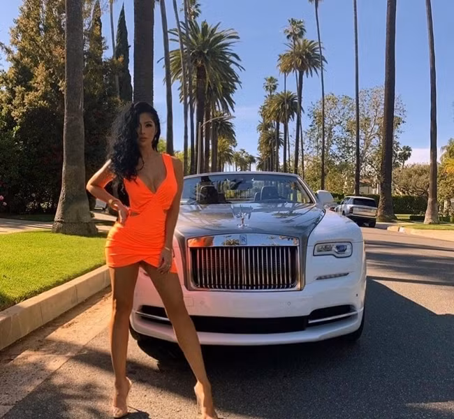 Ngoài sự nghiệp người mẫu, Kim Lee còn lấn sân sang lĩnh vực âm nhạc với vai trò DJ chuyên nghiệp.