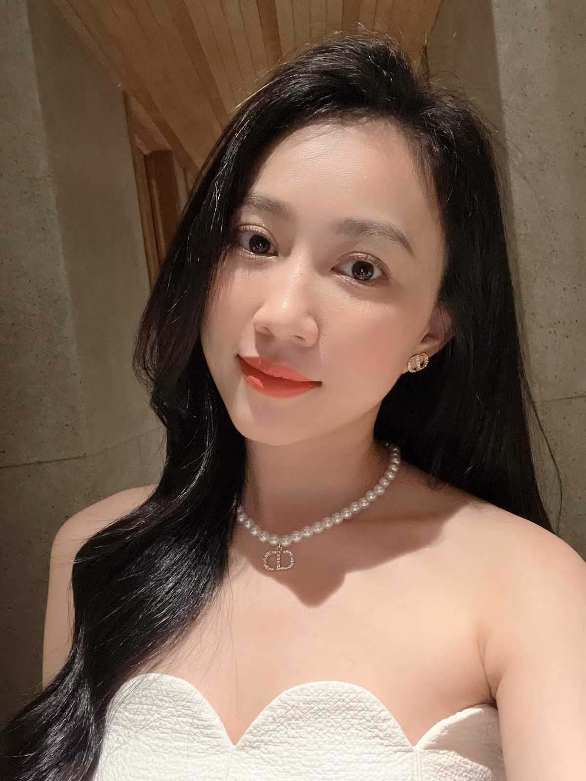 Huỳnh Hồng Loan từng khoe mới tậu căn hộ mới khoảng 5 tỷ đồng của mình trên trang cá nhân khiến nhiều người không khỏi trầm trồ.