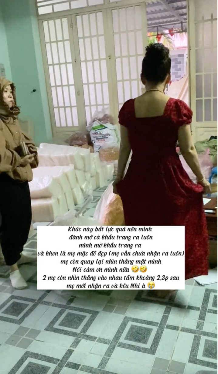 Không còn mới nhưng những đoạn clip ghi lại cảnh con cái đi xa về thăm nhà vẫn hút người xem.