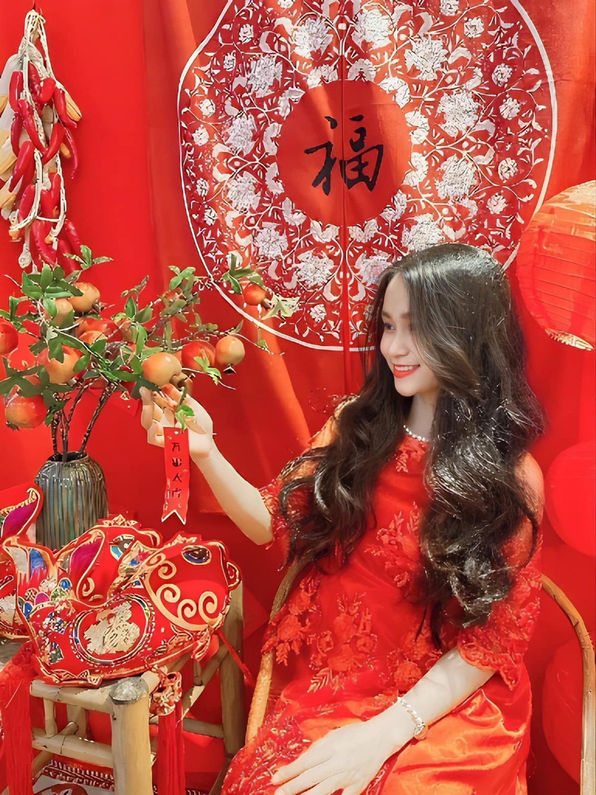 Một trong những quán cà phê chăm chỉ decor nhất nhì Hà Nội là Check Cafe, cứ mỗi dịp lễ đặc biệt Cheka lại thay “áo mới”. Ảnh: Cheka Cafe