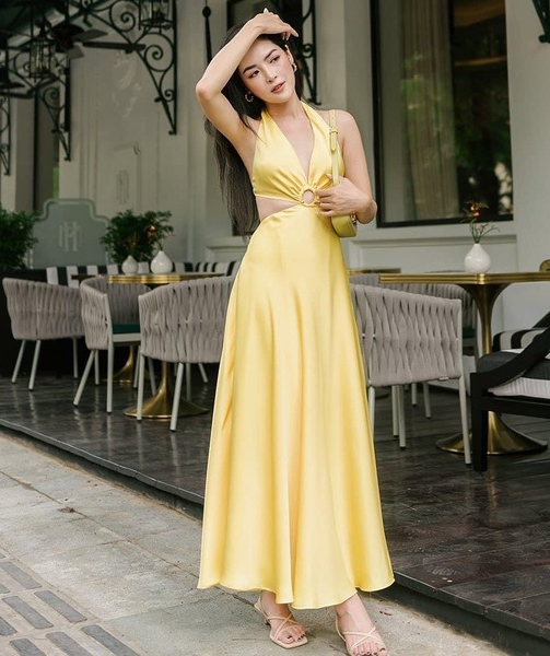 Thanh Quỳnh ngày càng tự tin với diện mạo mới, nhan sắc lên hương thấy rõ giúp công việc của hotgirl cũng phát triển vượt bậc.