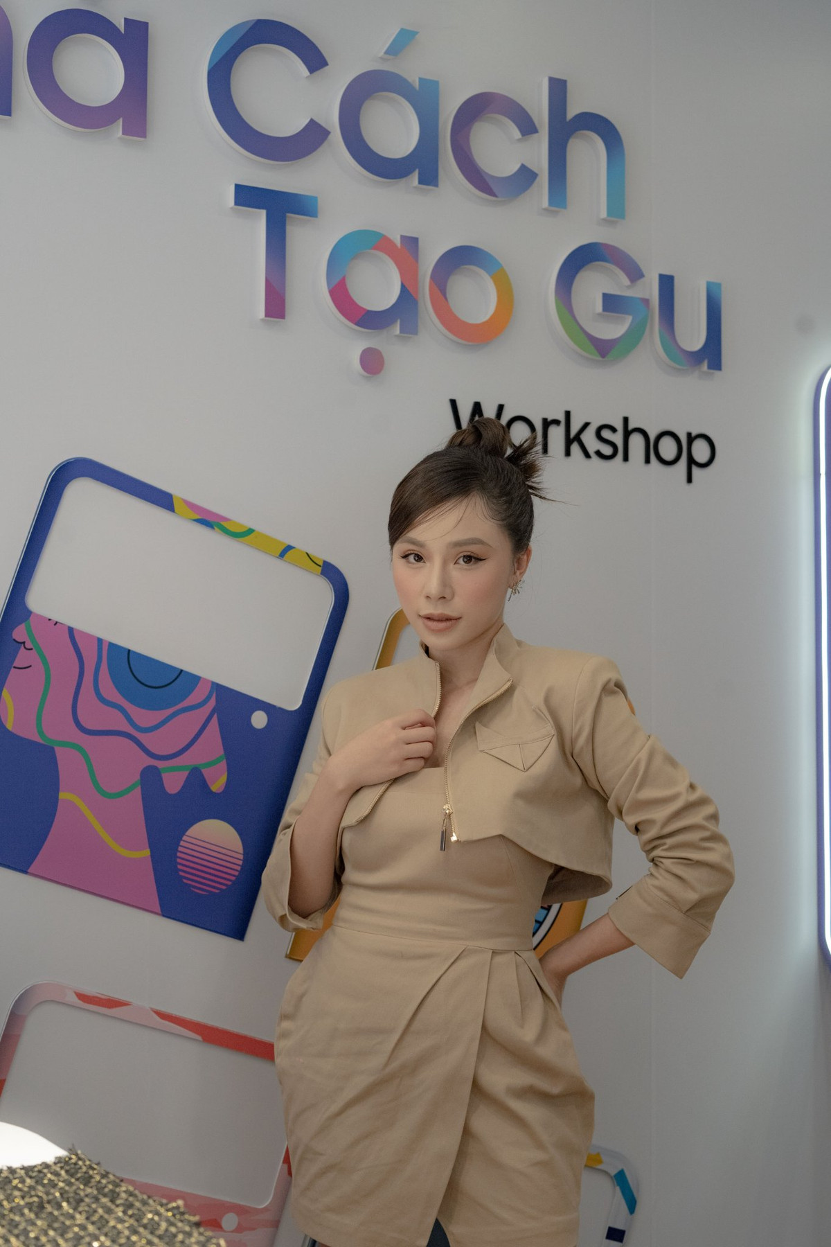 Sở hữu thân hình thon gọn cùng làn da trắng nên Minh Anh rất thích diện những bộ trang phục gợi cảm, khoe được những đường nét thanh mảnh trên cơ thể. Ảnh: FBNV