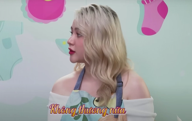 Tuy nhiên mới đây khi tham gia chương trình truyền hình, Sunna lần đầu giãi bày về quá trình mang thai, sinh con và “nửa kia” của mình.