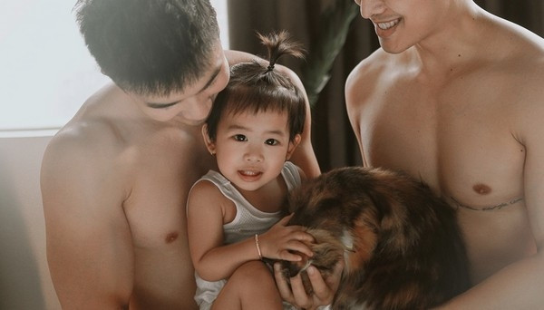 Trước đó, cặp đôi này đã có thời gian yêu nhau và tìm hiểu với quãng thời gian thăng trầm, tuy nhiên chính sự chân thành đã gắn kết họ thành một gia đình đích thực. Ảnh: Tổng hợp