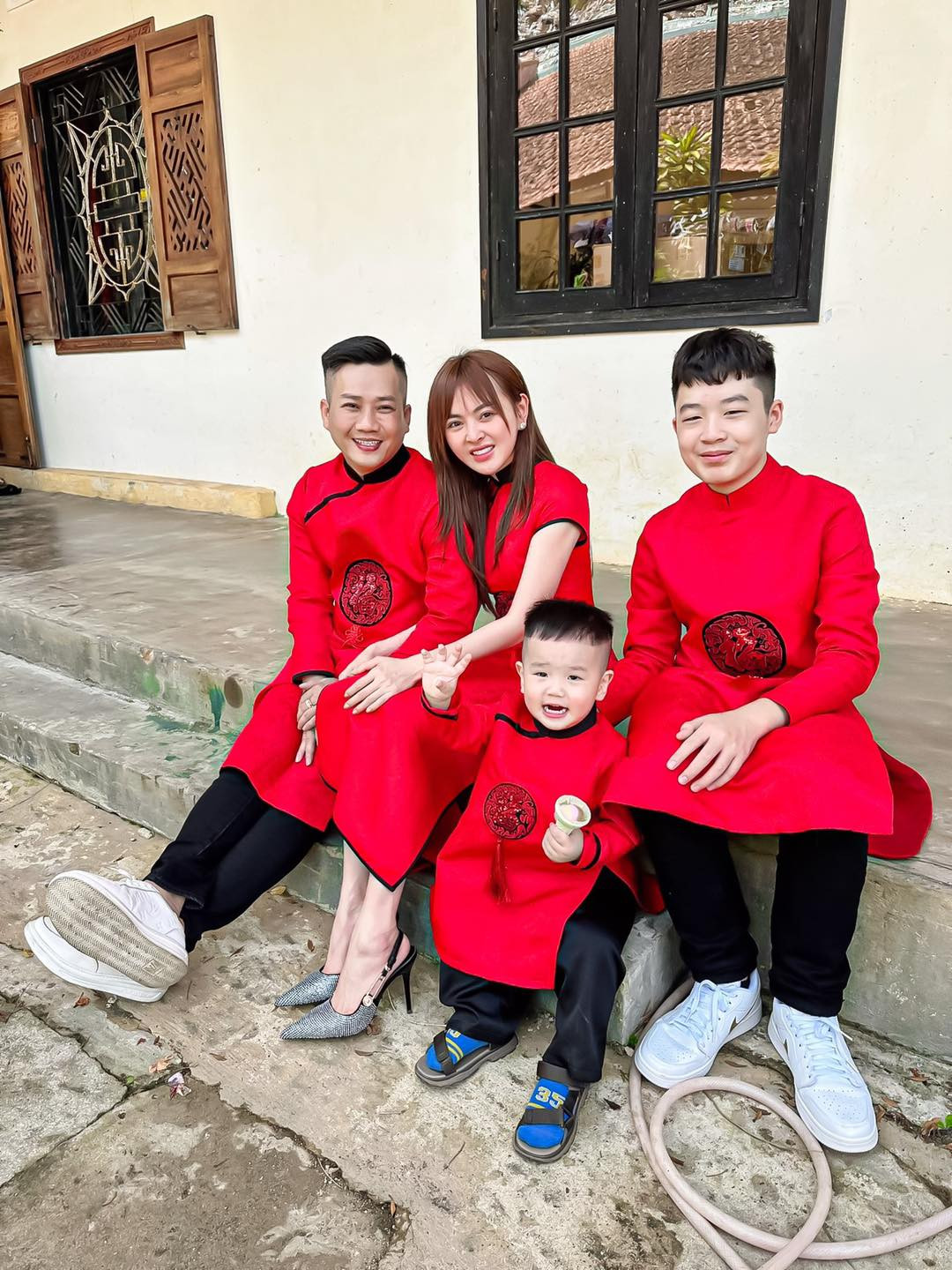 Hiện, khoảnh khắc trên của Trang Nemo đang nhận được sự quan tâm lớn từ phía cư dân mạng với những luồng ý kiến trái chiều.