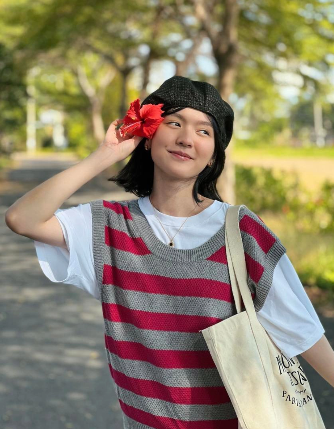 Nhiều người không khỏi tò mò và cũng chờ đợi xem năm 2023 này, Hải Tú có quay trở lại làng giải trí hay không.