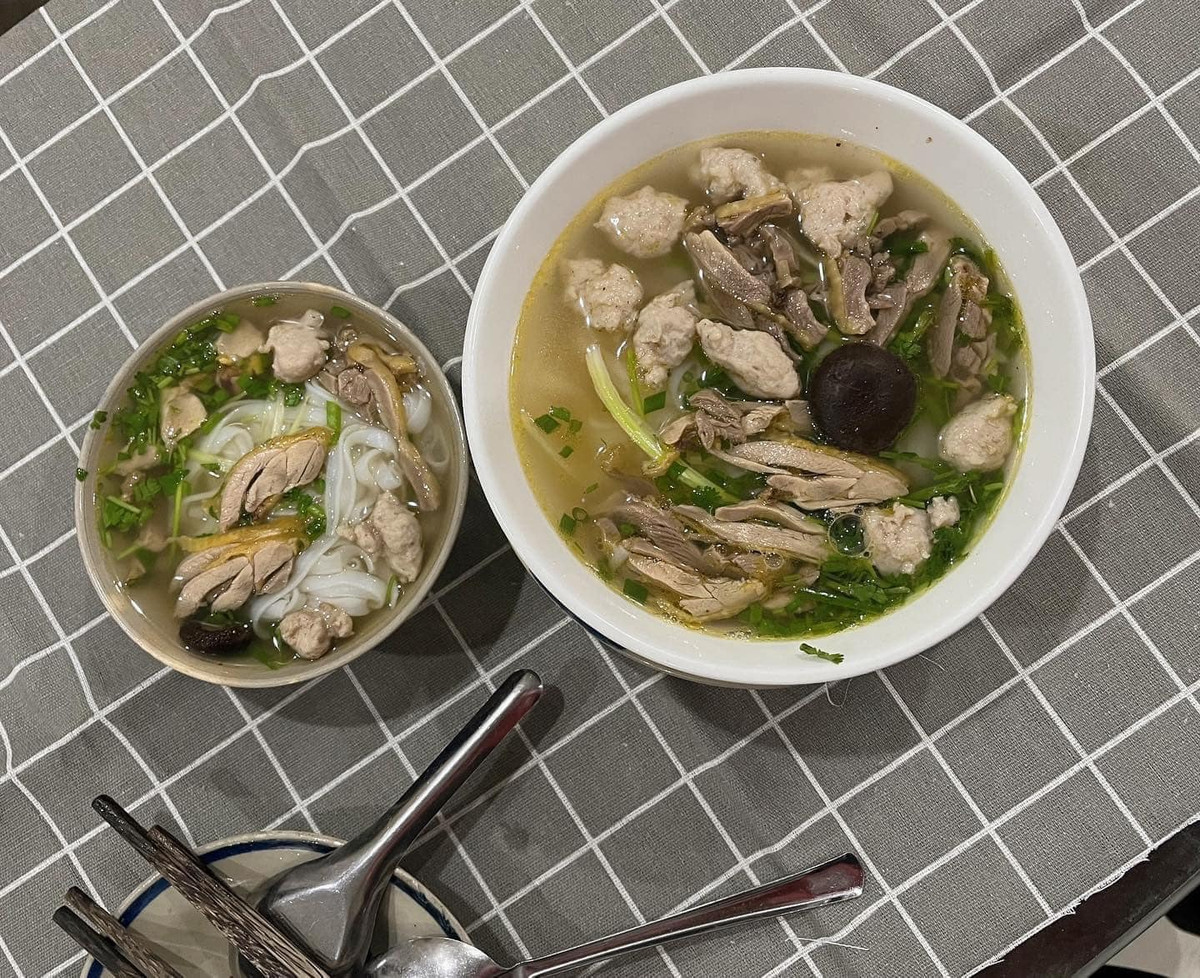 Loạt bữa sáng của cô gái đảm đang này nhận về vô số lời khen, đặc biệt hội chị em còn xin kinh nghiệm và công thức nấu ăn của cô nàng.