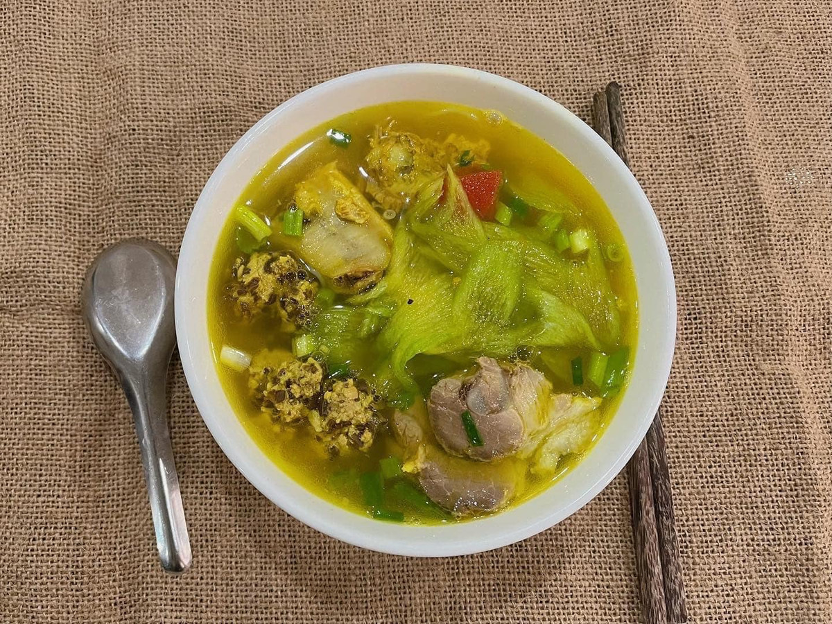 Nhìn thì có vẻ cầu kì, nhưng Phương Thảo cho biết cô chỉ nấu tầm 15 phút đến 30 phút tuỳ thuộc vào món ăn đó cần phải nấu nhiều hay ít công đoạn.