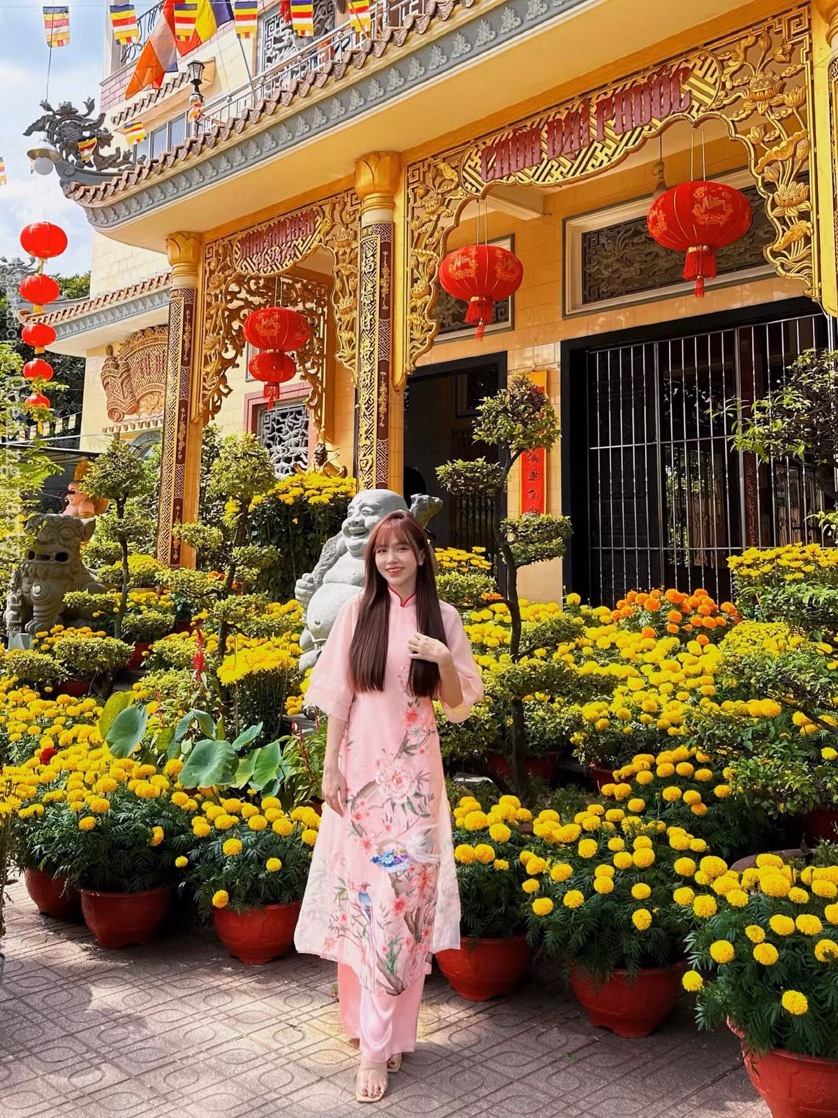 Không những vậy, vì làm trong lĩnh vực thẩm mỹ và chăm sóc sắc đẹp nên Gia Hân rất để ý đến vẻ bề ngoài.