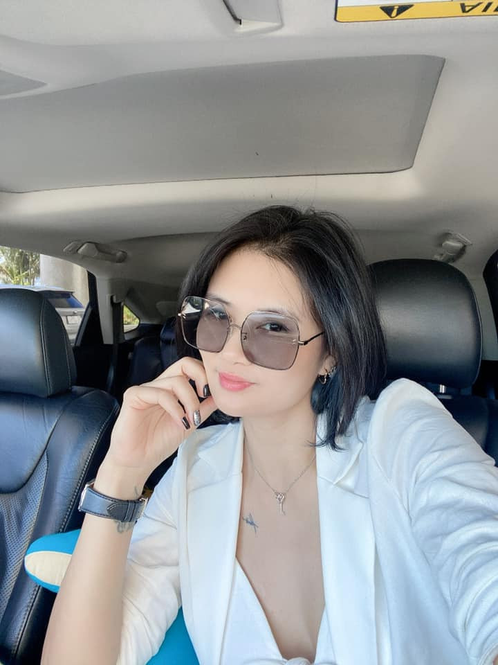 Nhờ ngoại hình đẹp, 3 lần Kim Huệ đều được bình chọn là hoa khôi của các giải đấu.