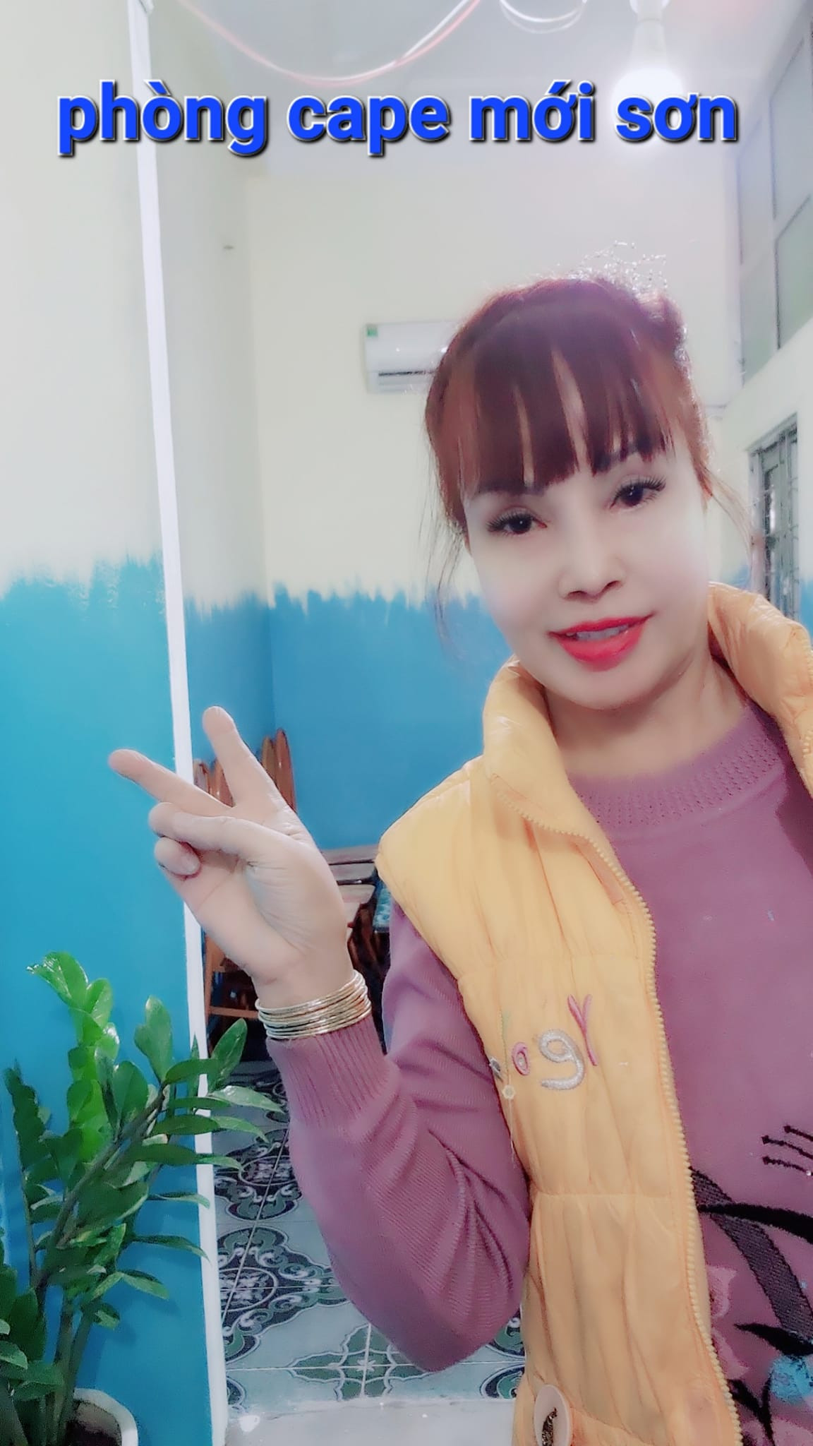 Trong nhiều bức ảnh khoe trên mạng xã hội, Thu Sao được khen ngợi khi sở hữu làn da mịn màng, nhẵn thín.