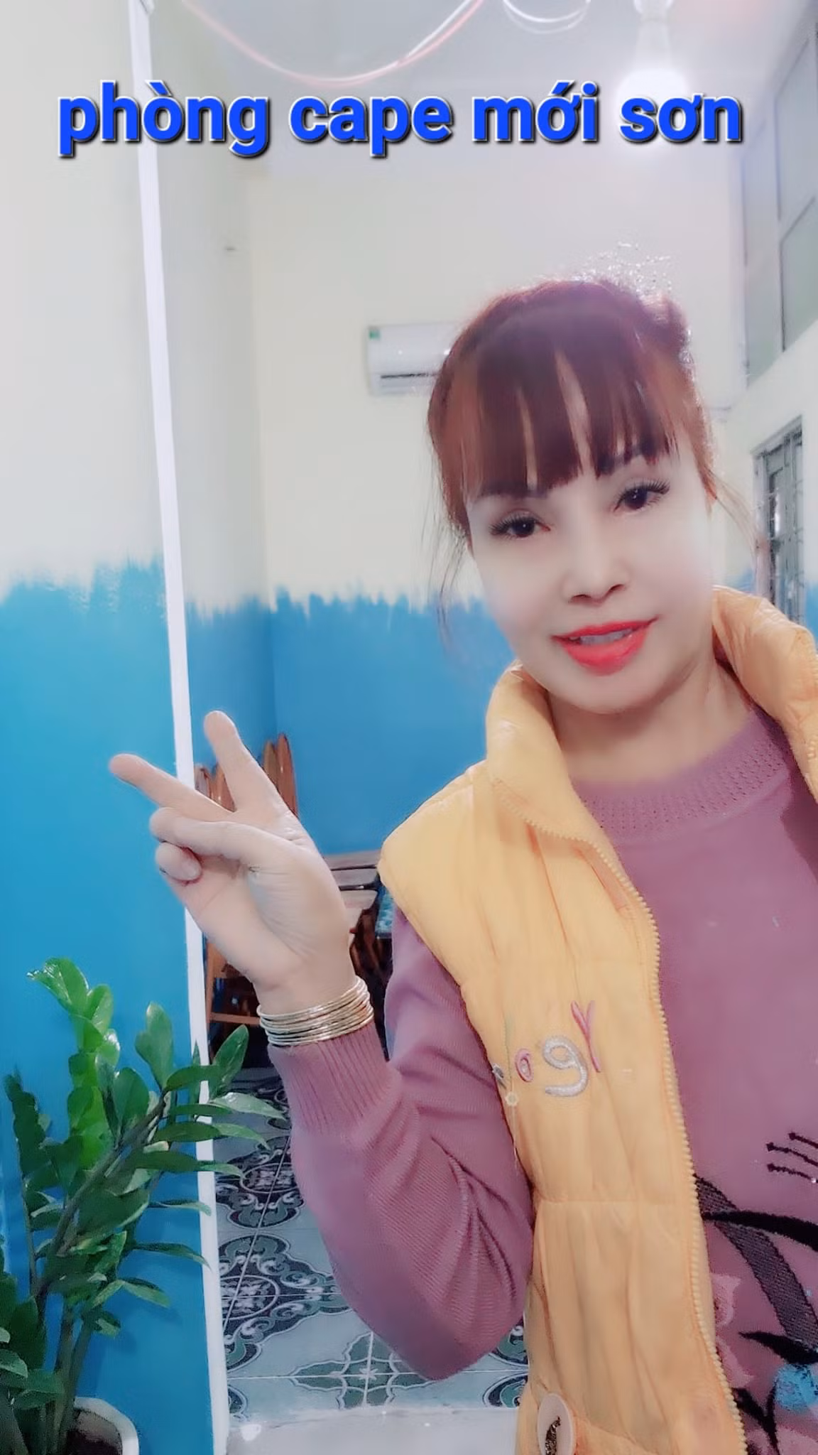 Trong nhiều bức ảnh khoe trên mạng xã hội, Thu Sao được khen ngợi khi sở hữu làn da mịn màng, nhẵn thín.