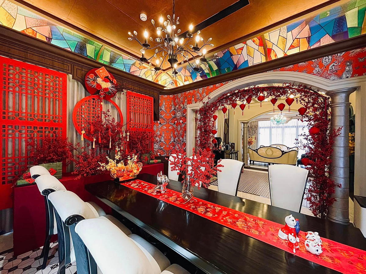 Đoàn Di Băng lần lượt chia sẻ mọi ngóc ngách rực rỡ của nhà mình khiến netizen "phát ghen". Ảnh: FBNV