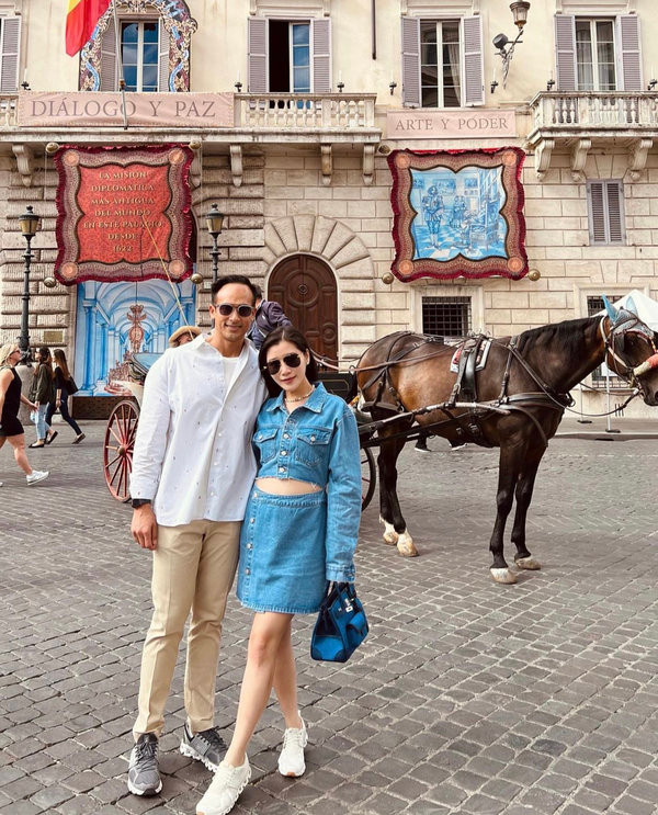 Ở lần mang thai thứ 2 này nữ rich kid khiến netizen trầm trồ bởi nhan sắc không làm mọi người thất vọng.