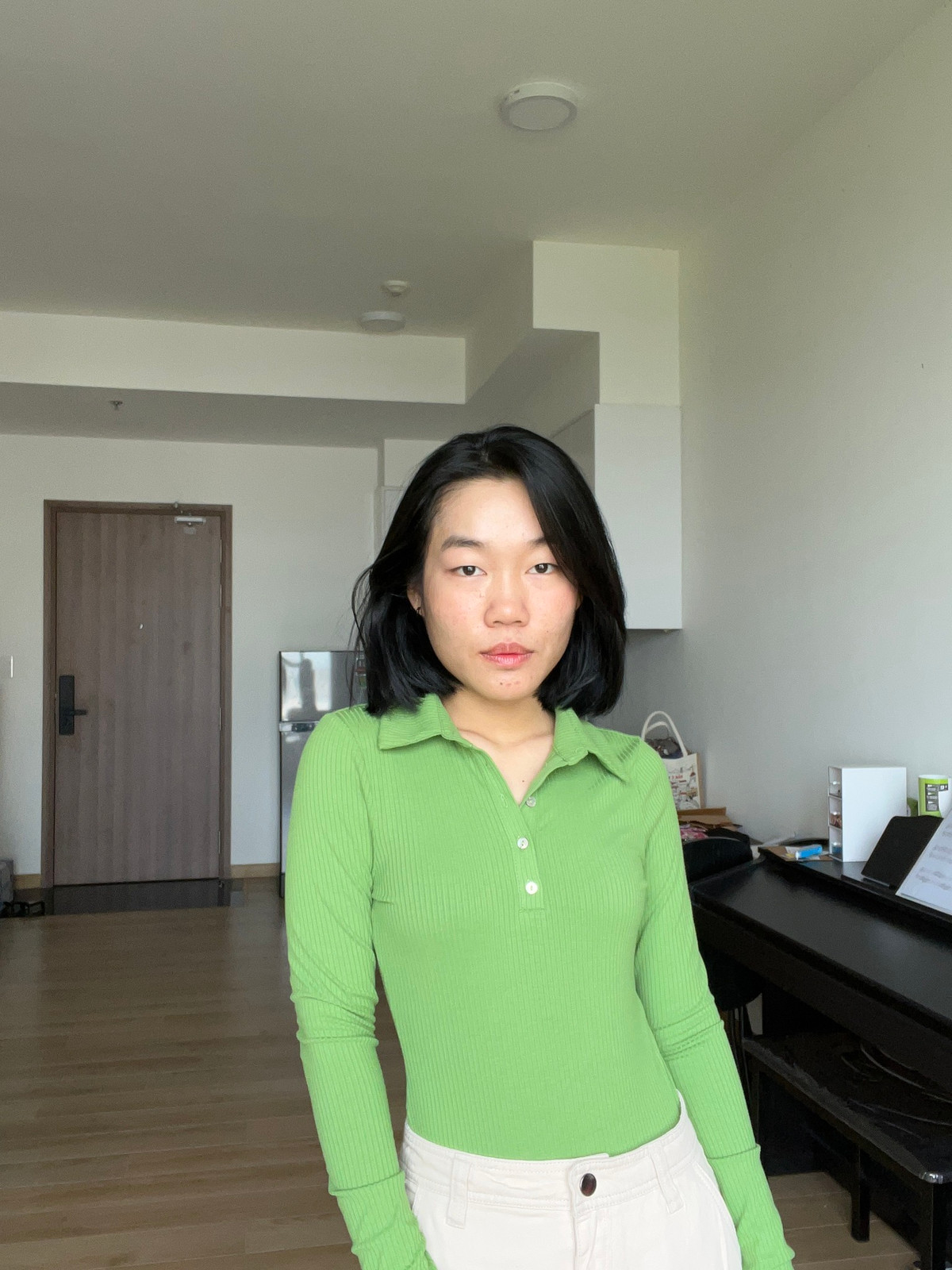 Những ngày qua, TikToker Lê Thụy là cái tên được nhắc nhiều khi có phát ngôn liên quan đến cộng đồng LGBT trong một chương trình Podcast: "LGBT thì cũng là LGBT thôi, có gì mà tự hào dữ vậy".