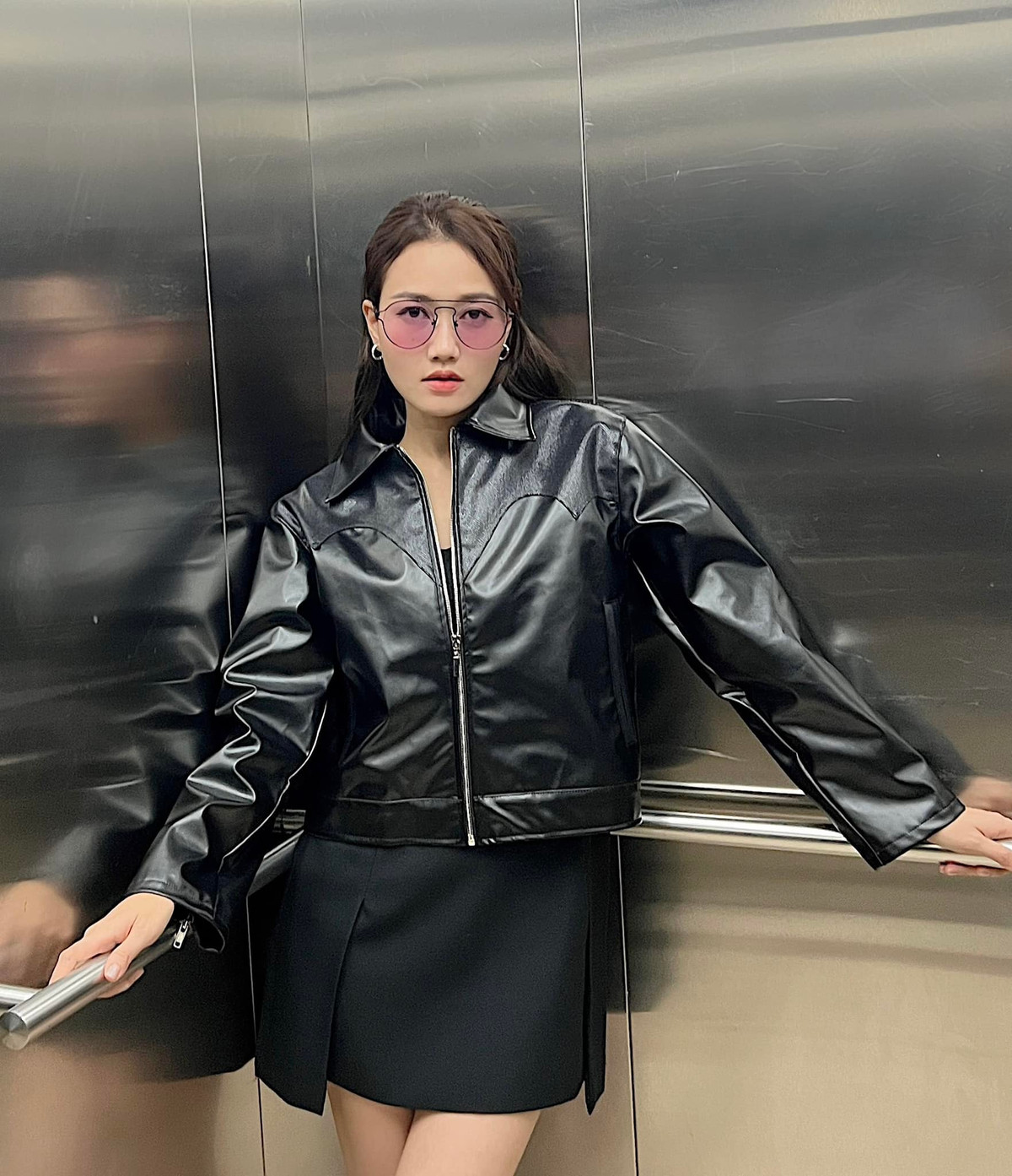 Với phong cách mới, Nhung Gumiho nhận được nhiều lời khen ngợi. Cô nàng được đánh giá là xinh đẹp, mặn mà và nhuận sắc hơn nhiều.