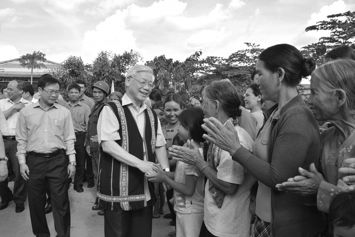 Tong Bi thu Nguyen Phu Trong: Sang ngoi tri tue lon, nhan cach lon-Hinh-5