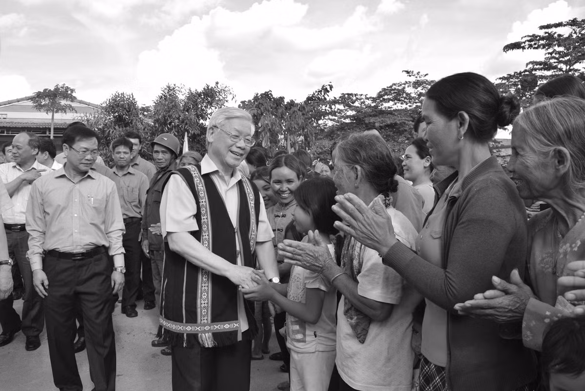 Tong Bi thu Nguyen Phu Trong: Sang ngoi tri tue lon, nhan cach lon-Hinh-5