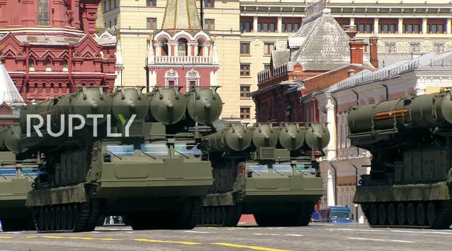 So với các đời S-300V trước kia thì hầu như S-300V4 không có nhiều thay đổi về ngoại hình.