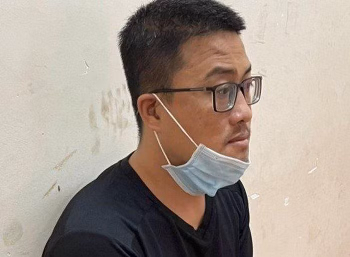  Cho vay 3 tỷ, sau nửa năm thu 7 tỷ đồng: Ngô Đại Quang Châu ( SN 1986, trú huyện Định Quán, tỉnh Đồng Nai) đã cho anh Đặng Đình A. (SN 1992, trú xã Phú Ngọc, huyện Định Quán) vay 3 tỷ đồng với lãi suất từ 1 - 2,45%/ngày. Sau nửa năm, Châu tính tiền nợ cả gốc và lãi lên tới 7 tỷ đồng. Ngày 20/10, Công an huyện Định Quán cho biết đã khởi tố Châu.