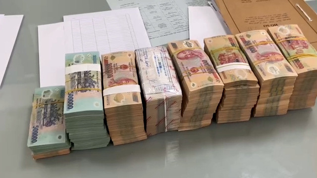 Điều tra mở rộng vụ án, ngoài các bị hại trên, Lan còn cầm tiền của 7 người ở Bắc Ninh với tổng số tiền hơn 12 tỷ đồng để đi xin việc hộ các bị hại. Tại cơ quan điều tra, Lan thừa nhận số tiền đó đã chi dùng hết cho mục đích cá nhân. Tính đến ngày 28/10/2021, Cơ quan Cảnh sát điều tra Công an quận Bắc Từ Liêm đã xác định đối tượng Lan lừa đảo chiếm đoạt tổng số tiền gần 20 tỷ đồng của nhiều bị hại trên phạm vi toàn quốc.