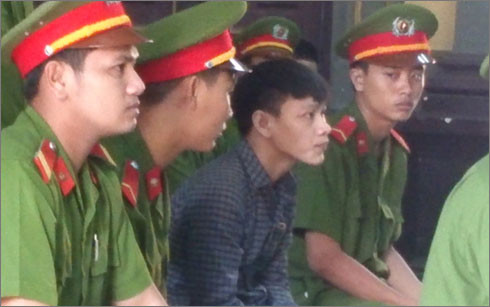 TAND tỉnh sau đó đã tuyên phạt hung thủ mức án tử hình về tội giết người, hiếp dâm và cướp tài sản.