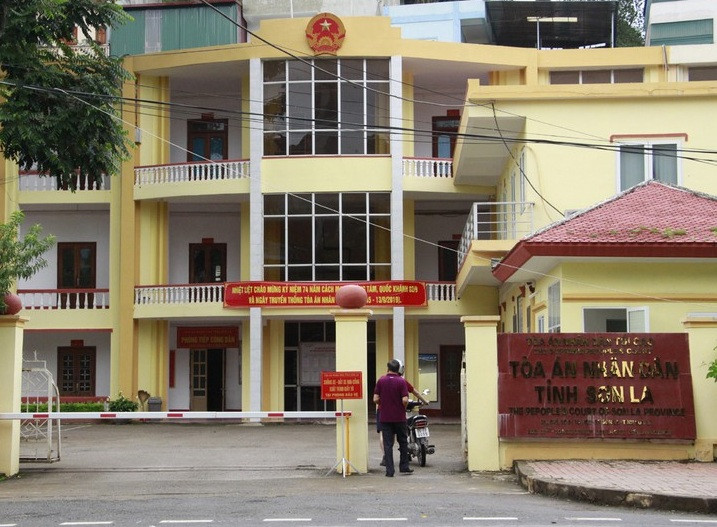 Xet xu vu gian lan thi cu o Son La: Gan 50 nguoi duoc trieu tap