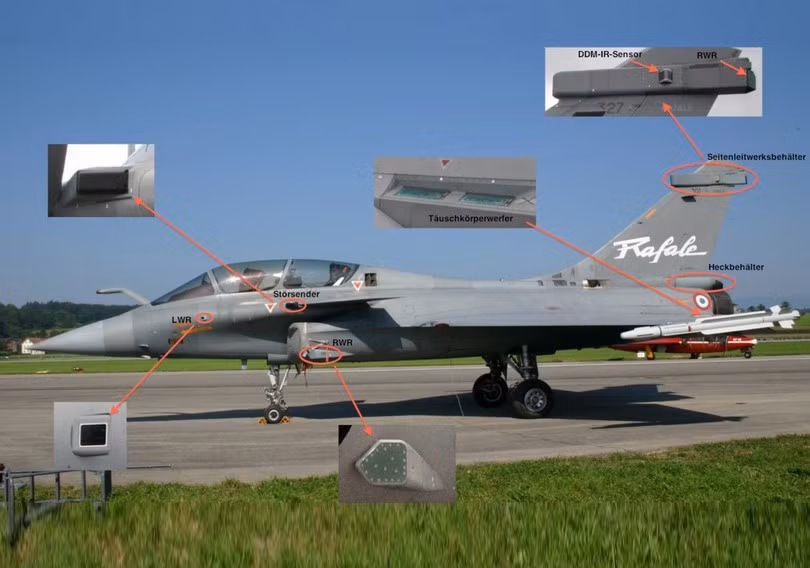 Một trong những điểm độc đáo tạo nên sức mạnh cho Rafale là hệ thống chiến tranh điện tử tích hợp có tên SPECTRA. Hệ thống này được trang bị các cảm biến bố trí xung quanh máy bay, cung cấp khả năng phát hiện, nhận dạng và xác định mối đe dọa.