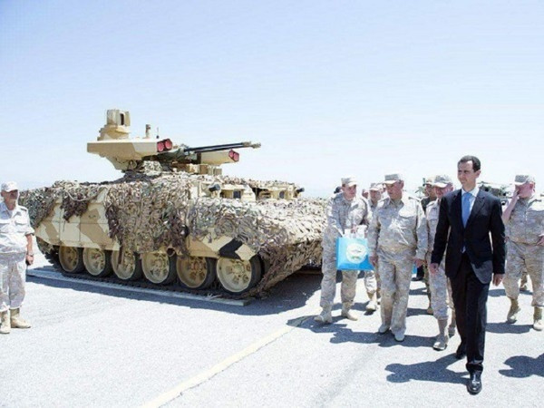 Trung tâm Nghiên cứu và Phân tích công nghệ Nga (CAST) cho biết, phiên bản Terminator được Nga điều đến Syria có nhiều điểm đặc biệt. Terminator dùng khung thân xe BMPT nguyên gốc với đặc điểm nổi bật là cụm hai súng phóng lựu tự động AG-17D cỡ nòng 30 mm.