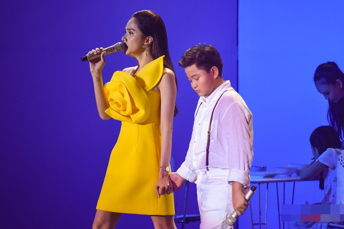 Su co tai hai, MC Nguyen Khang cong bo nham Quan quan Giong hat Viet nhi-Hinh-9