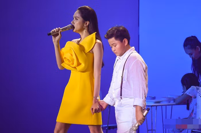 Su co tai hai, MC Nguyen Khang cong bo nham Quan quan Giong hat Viet nhi-Hinh-9