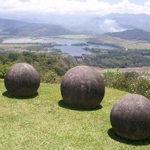 Ly ky nhung khoi cau nang ca tan, nhan nhui den kho tin