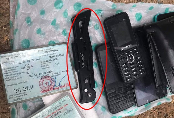 Han nguoi yeu cu, ga trai tim den tan noi lam viec rach mat-Hinh-3