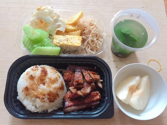 Dat com ga tren mang, co nang nga ngua khi nhan hang vai 'khuc xuong'-Hinh-4