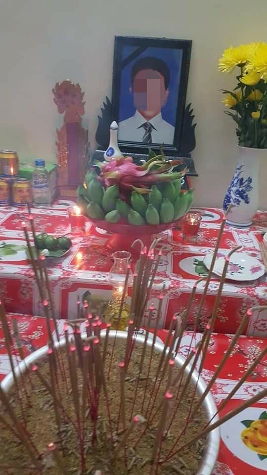 Vo om con 3 thang tuoi nga quy truoc ban tho vong cua chong, nghi chet trong xe container o Anh