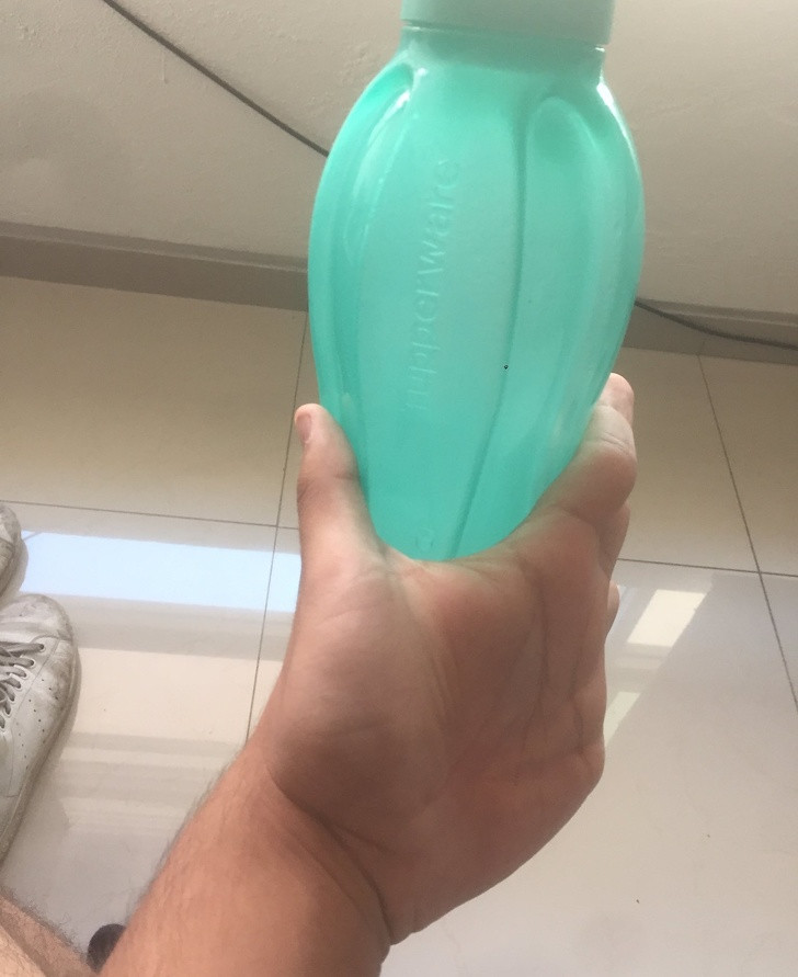 Có thể xoay ngón tay 180 độ, chàng trai này khiến nhiều người ngạc nhiên, choáng váng.