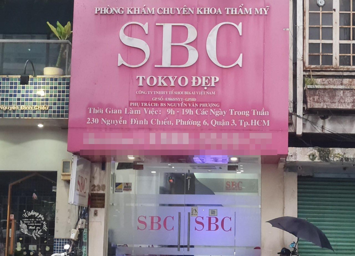 Ngoài phạt tiền, Thanh tra Sở Y tế còn áp dụng các hình phạt bổ sung: Tước quyền sử dụng chứng chỉ hành nghề khám bệnh, chữa bệnh của ông Nguyễn Văn Phượng trong thời hạn 3 tháng; Tước quyền sử dụng giấy phép hoạt động khám bệnh, chữa bệnh của cơ sở trong thời hạn 3 tháng.