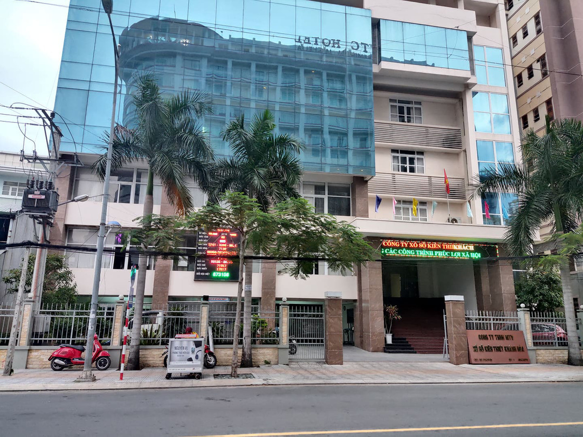 Nhieu sep cong ty XSKT Khanh Hoa huong luong sai gan 1,9 ty dong