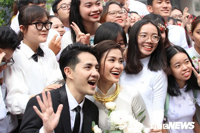 Theo Phapluatnet, trước tháng 12/2015, công ty của gia đình Ông Cao Thắng có vốn điều lệ gần 17 tỷ đồng, gồm 6 cổ đông sáng lập. Trong đó, Ông Cao Thắng sở hữu 4,15% (tương đương 700 triệu đồng). Ảnh: VTCnews.