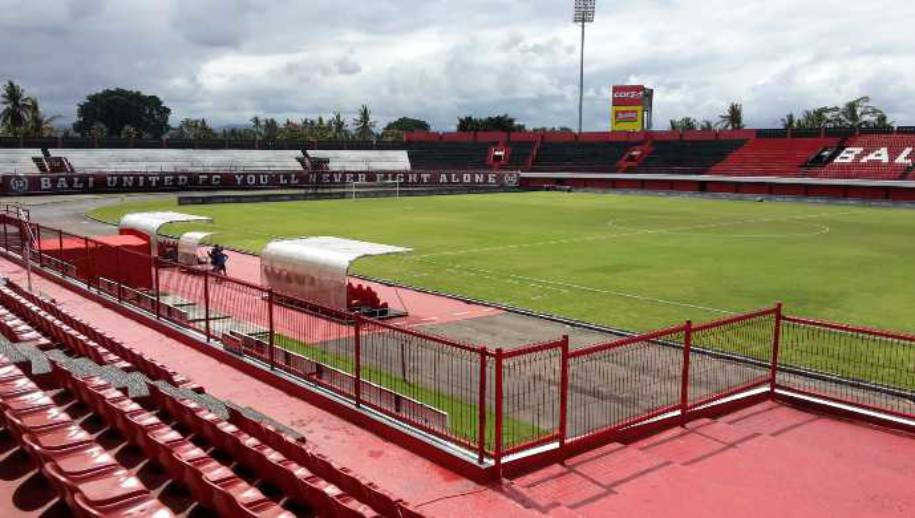 Kapten I Wayan Dipta có nhiều đặc điểm của sân bóng hiện đại với nhiều công trình phục vụ mục đích truyền thông và người hâm mộ như quầy bán đồ ăn...Ảnh: Webthethao.