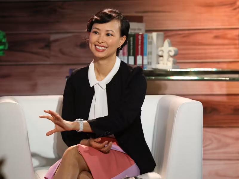 Shark Linh từng là một nhân viên ngân hàng trước khi trở thành “cá mập” tài năng như ngày nay.